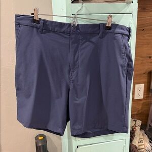 Mizz+Main helmsman golf short